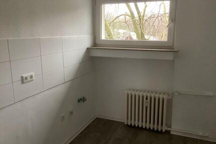 Neue Wohnung, neues Glück! Großzügige 4-Zi.-Wohnung - Gelsenkirchen Ückendorf