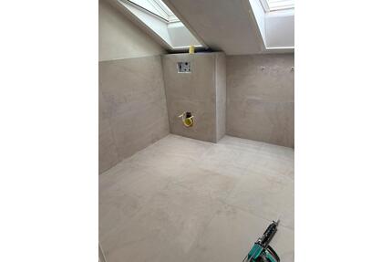 Kernsanierte helle Dachgeschosswohnung in Steinheim a.d.m. - Steinheim an der Murr