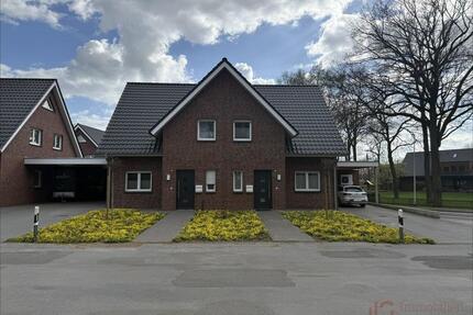IMMOBILIEN GUMNIOR präsentiert: neuwertige Doppelhaushälfte in Emsbüren