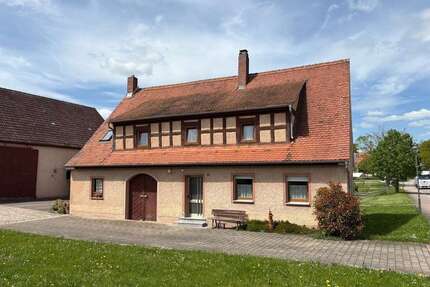 Haus zum Kaufen in Feuchtwangen 269.000,00 € 181 m²