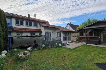 Außergewöhnlich großzügiges Wohlfühlanwesen für die ganze Familie… - Osterburken