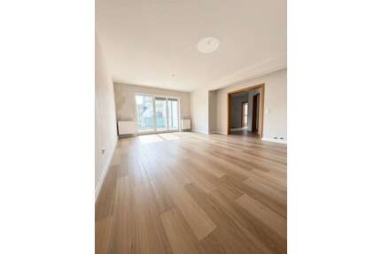 Wohnung zum Kaufen in Rüsselsheim am Main 365.000,00 € 123.47 m²