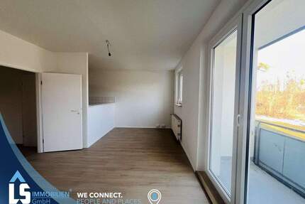 Frisch renoviert, moderner Grundriss, Balkon! - Magdeburg Herrenkrug