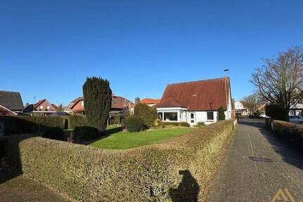 Verkauf: Wohnhaus mit 2 Wohneinheiten - 1 frei 1 vermietet - Carolinensiel