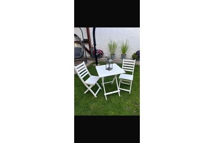 Gartenmöbel Set, ein Tisch und zwei Stühle - Eisleben (Lutherstadt)