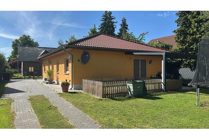 Bungalow 108 qm mit PV,Klima und 814 qm Grundstück - Blankenfelde-Mahlow