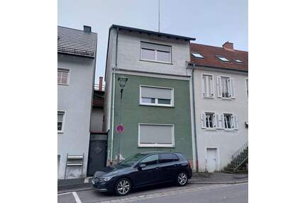 Einfamilienhaus über 3 Etagen + 2020 komplett renoviert+ mit großer Dachterrasse (ca. 80 m²) in St. Ingbert (Nähe Innenstadt) - Sankt Ingbert