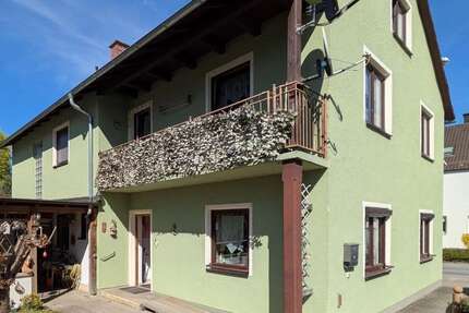 Haus zum Kaufen in Ergoldsbach 270.000,00 € 200.18 m²