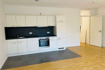 Wohnung zum Mieten in Nürnberg 650,00 € 47.83 m²