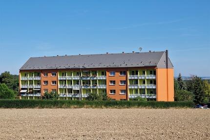 Helle 2-Raum-Wohnung mit Balkon - Adorf/Vogtland