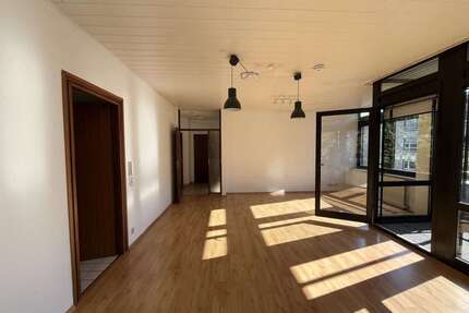 Wohnung zum Kaufen in Stuttgart 249.000,00 € 61 m²