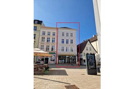 Saniertes Mehrfamilienhaus in belebter Fußgängerzone von Minden