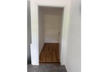Kernsanierte Mietwohnung - 615,00&nbsp;EUR Kaltmiete, ca.&nbsp; 75,00&nbsp;m&sup2; in Schmallenberg (PLZ: 57392)