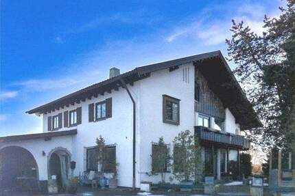 Kein Haus von der Stange! - 420.000,00&nbsp;EUR Kaufpreis, ca.&nbsp; 330,00&nbsp;m&sup2;&nbsp;Wohnfl&auml;che in Meßstetten (PLZ: 72469)