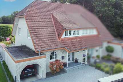 Haus zum Kaufen in Schloß Holte-Stukenbrock 430.000,00 € 149 m²