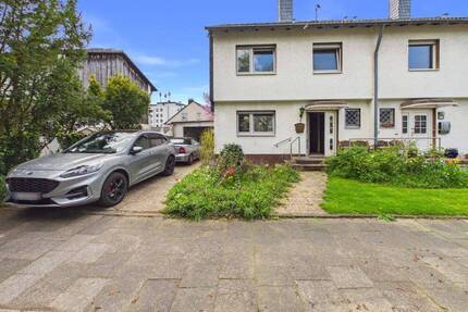 Familienglück mit Pool - Ihr neues Zuhause mit Potential - Bergisch Gladbach Katterbach