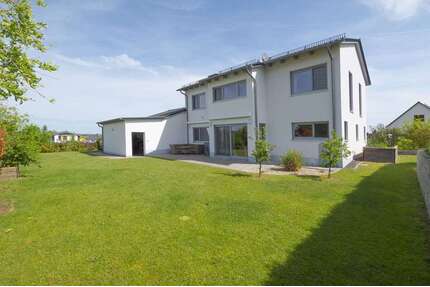Haus zum Kaufen in Burgebrach 669.000,00 € 161 m²