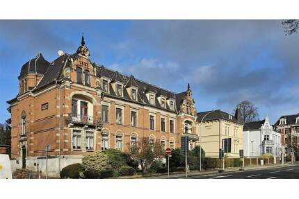 Zittau: Historische Haushälfte mit großem Garten & Remise - Potenzial!