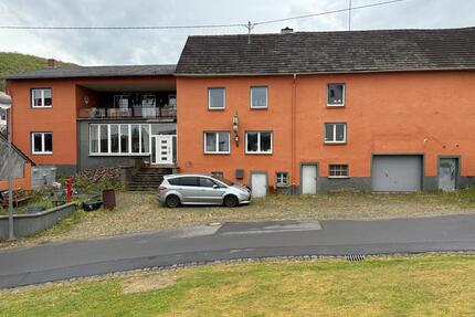 Ehemalige Gaststätte - 262.500,00&nbsp;EUR Kaufpreis, ca.&nbsp; 300,00&nbsp;m&sup2; in Pelm (PLZ: 54570)