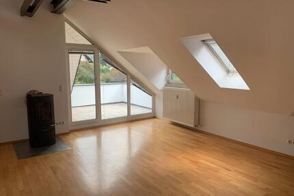 3,5 Zimmer Wohnung in 92318 Neumarkt zu vermieten - Neumarkt in der Oberpfalz Altenhof