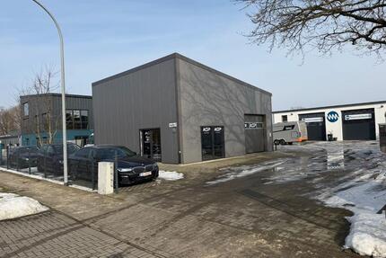 Gewerbehalle zu vermieten mit Stellplätzen - Kaltenkirchen