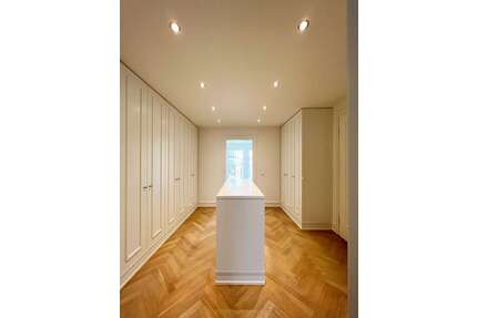 Wohnung zum Kaufen in Düsseldorf 1.495.000,00 € 158 m²