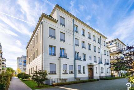 Wohnung zum Kaufen in Düsseldorf 890.000,00 € 116.97 m²