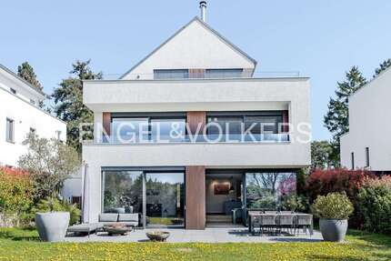 Haus zum Kaufen in Oberursel (Taunus) 3.280.000,00 € 304 m²