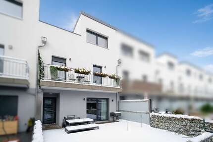 Haus zum Kaufen in Zirndorf 640.000,00 € 123.5 m²