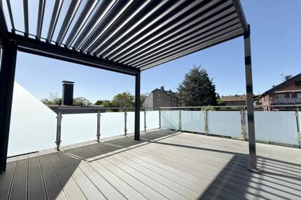 Ruhe trifft Komfort: Stilvolle Wohnung mit Dachterrasse in Sackgasse - Oberhausen Alsfeld