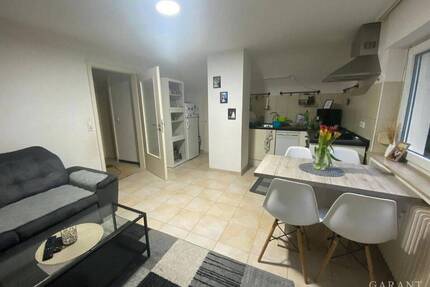 Charmante 2 12 Zimmer-Dachgeschoss-Wohnung in ruhiger Südhanglage von Bad Liebenzell