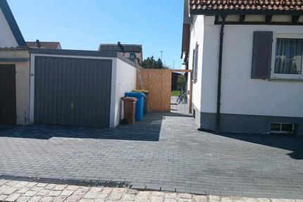 Doppelhaushälfte in 78647 Trossingen , ruhige Lage zur Miete.