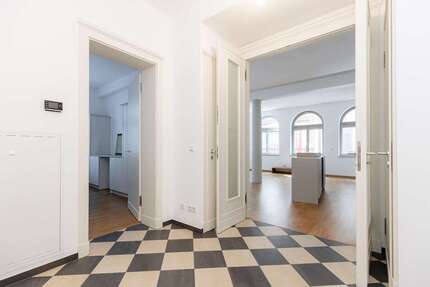 Wohnung zum Kaufen in Frankfurt 890.000,00 € 87 m²