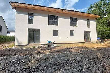 Haus zum Kaufen in Creußen 389.000,00 € 144.91 m²