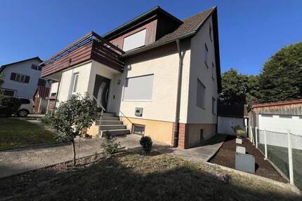 2-Familienhaus mit Garten und großer Garage - Herrenberg