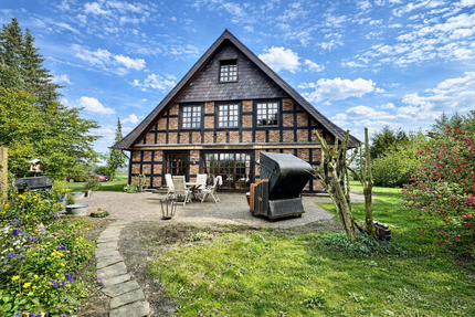 Haus zum Kaufen in Cuxhaven 595.000,00 € 230 m²