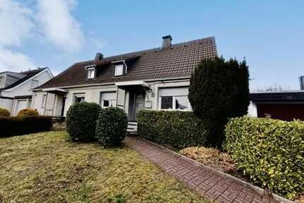 Haus zum Kaufen in Iserlohn 149.500,00 € 162 m²
