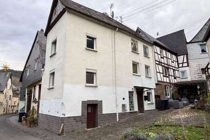 Haus zum Kaufen in Enkirch 90.000,00 € 74 m²