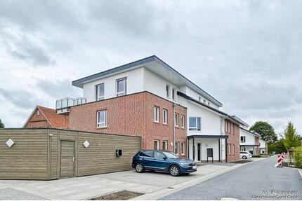 Neubau: Zentral gelegene 4-Zimmer-Obergeschosswohnung mit Einbauküche und Aufzug - Wildeshausen