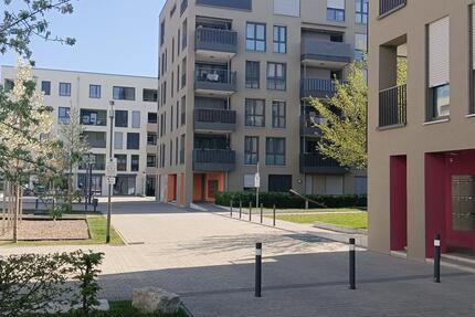 Blue Village Bj. 2020 mit EBK und Terasse: exklusive 1-Zimmer-Erd - Reutlingen Orschel-Hagen