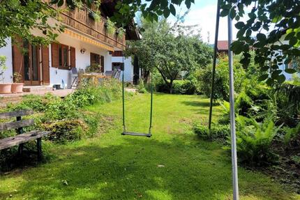 Schönes ruhiges Haus mit 2 Wohnungen und gr. Garten Nähe München - Bichl