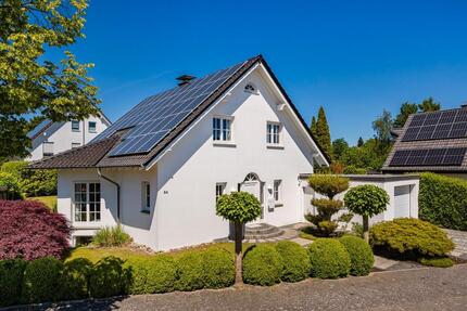 Charmantes Einfamilienhaus mit Wintergarten, Sauna, PV-Anlage - Bad Salzuflen Biemsen-Ahmsen