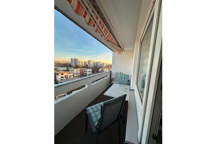 Top Etage mit großem Balkon: ruhige Lage inkl. Küche - Ludwigshafen am Rhein Edigheim