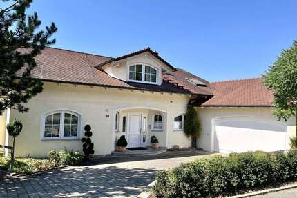 Haus zum Kaufen in Weikersheim 648.000,00 € 370.99 m²