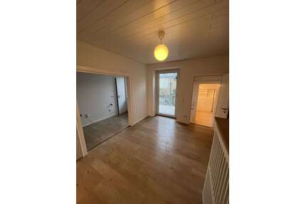 Wohnung zum Mieten in Bielefeld 1.690,50 € 161 m²