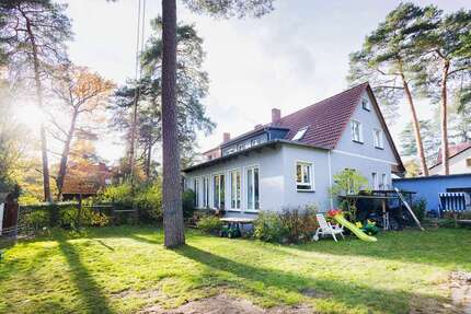 Haus zum Kaufen in Kleinmachnow 1.099.000,00 € 170 m²