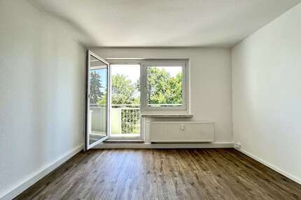 Wohnung zum Mieten in Chemnitz 300,00 € 55.26 m²