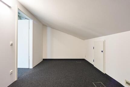 Lagerfläche im 2. OG – 5m² bis 40m². - Grasbrunn