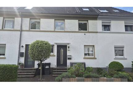Reihenmittelhaus mit großzügiger Terrasse und familienfreundlicher Raumaufteilung - Bochum Wattenscheid