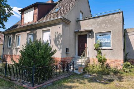 Grundstück mit Haus, Stallung und Scheune - Osterburg (Altmark)